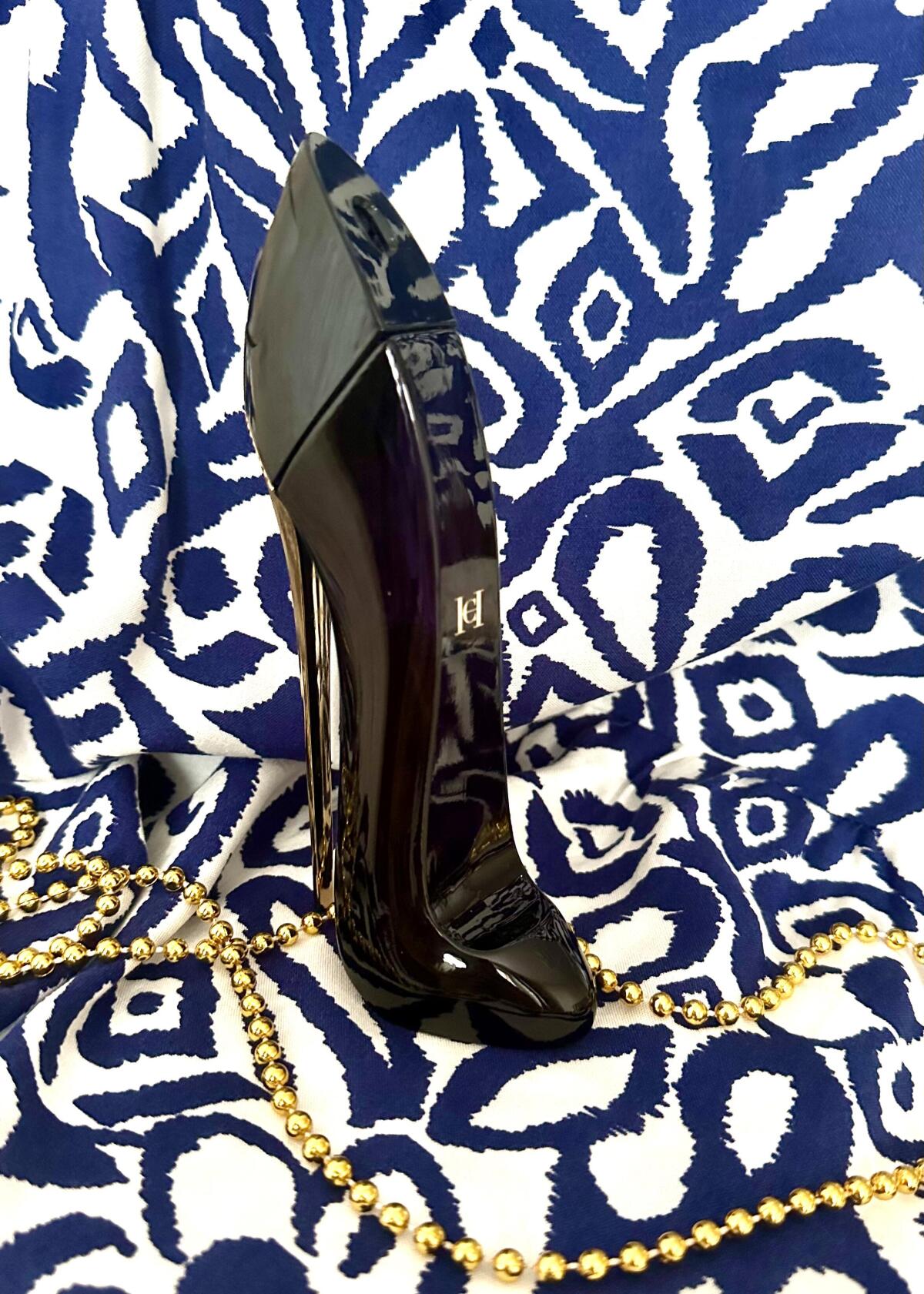 Carolina Herrera Good Girl Per - đánh giá và giá Home Fragrance White Jasmine
